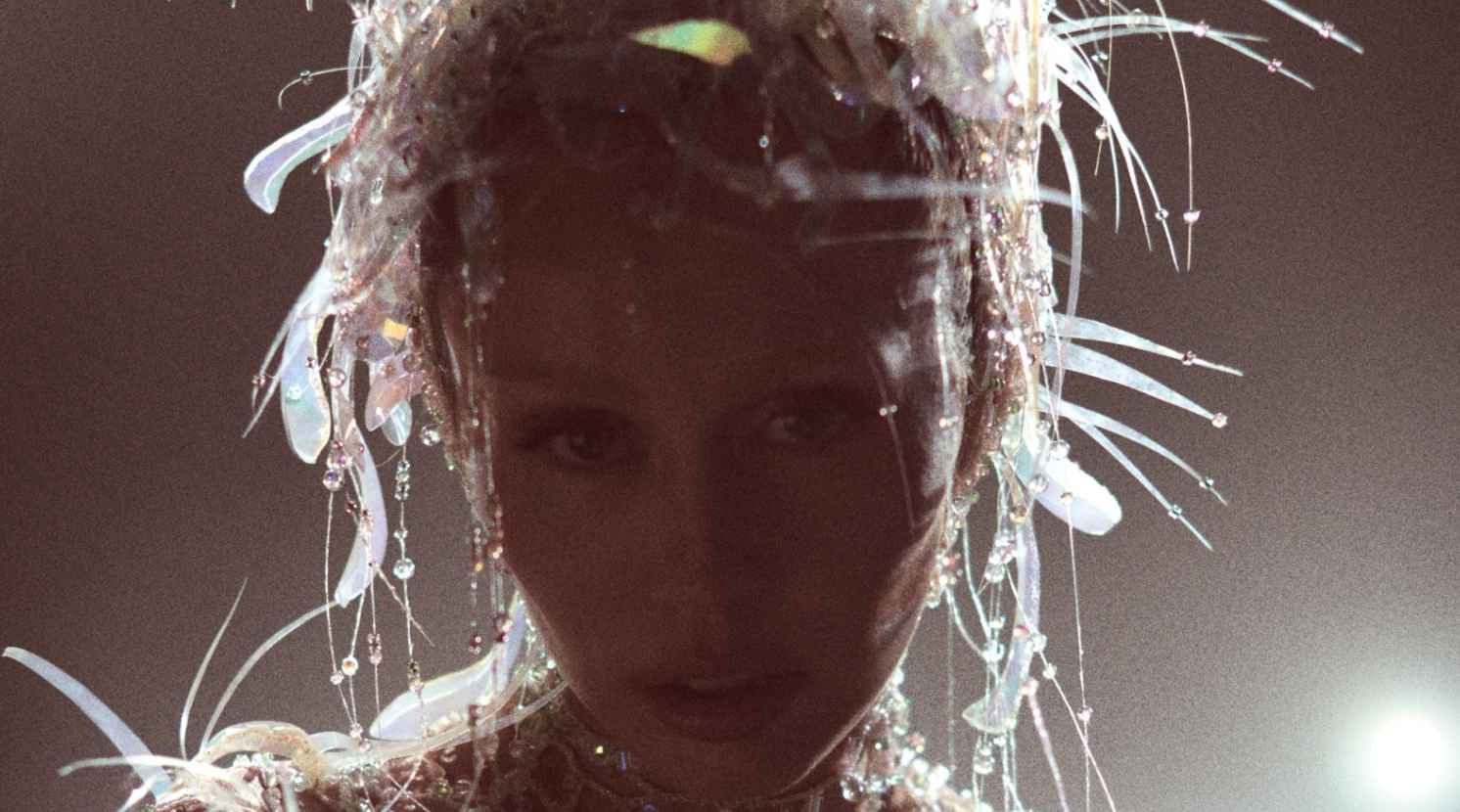 Miley Cyrus: Something Beautiful