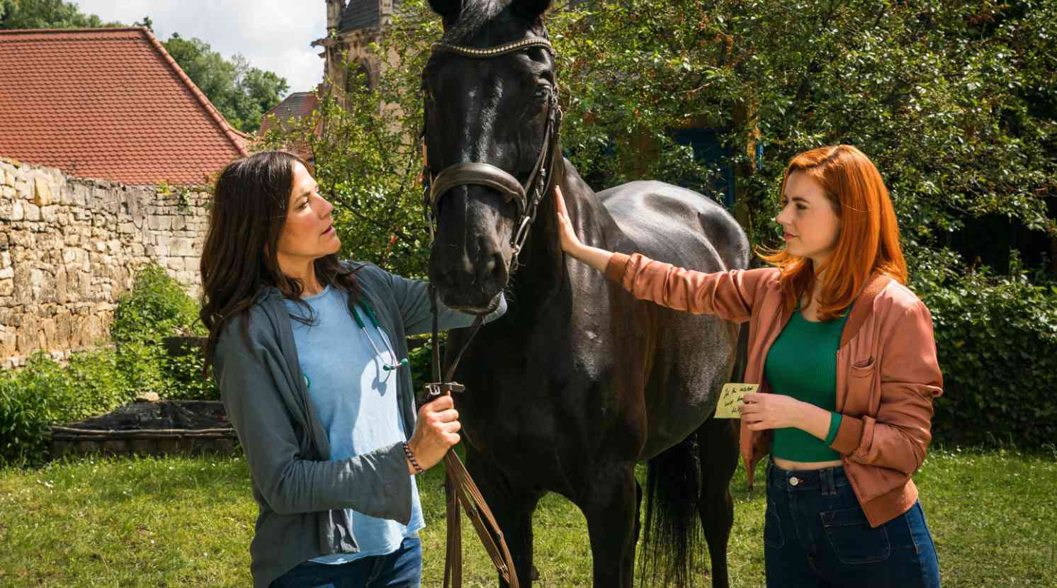 Zwei Frauen für alle Felle